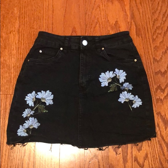 Dresses & Skirts - Black Jean Skirt with Blue Flowers